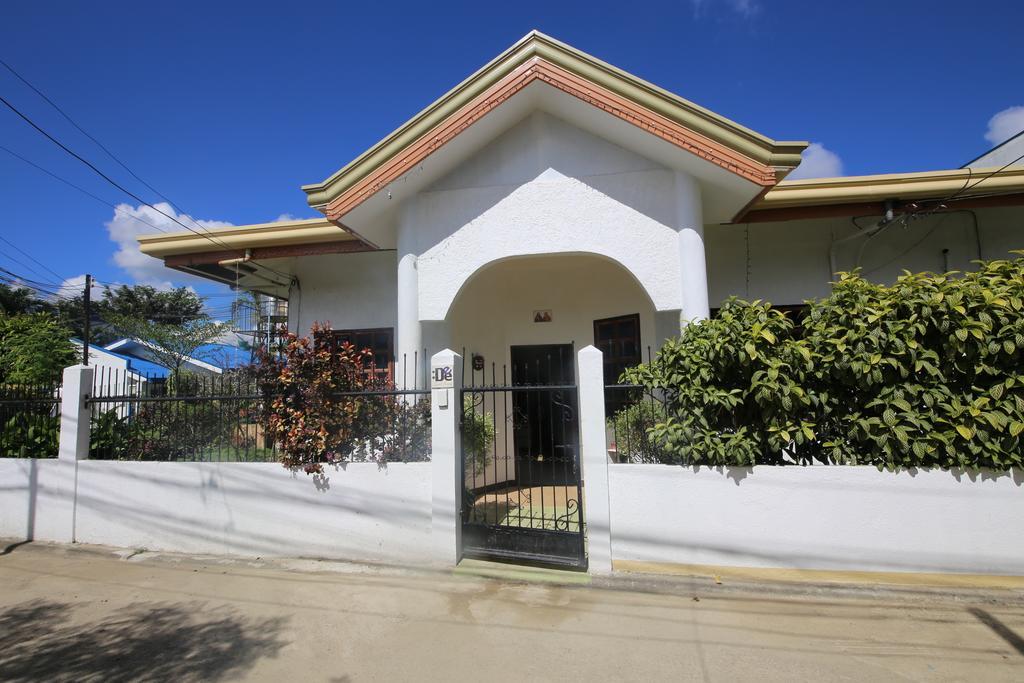 Dee Guest House มักตัน ภายนอก รูปภาพ