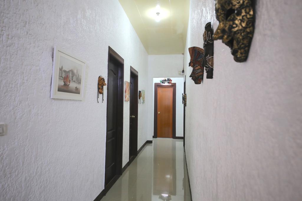 Dee Guest House มักตัน ภายนอก รูปภาพ