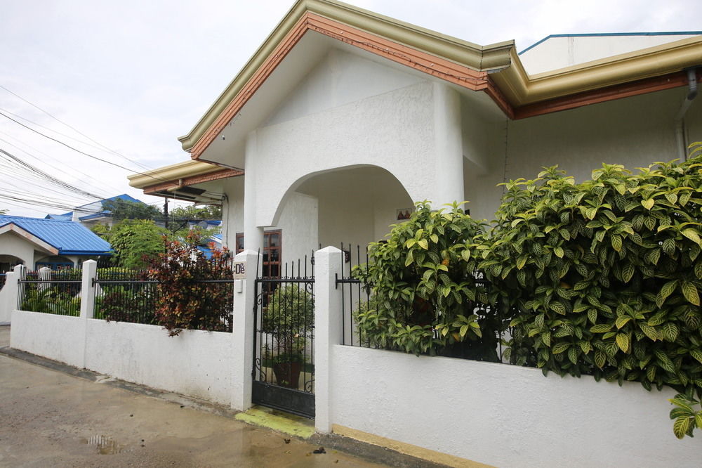 Dee Guest House มักตัน ภายนอก รูปภาพ