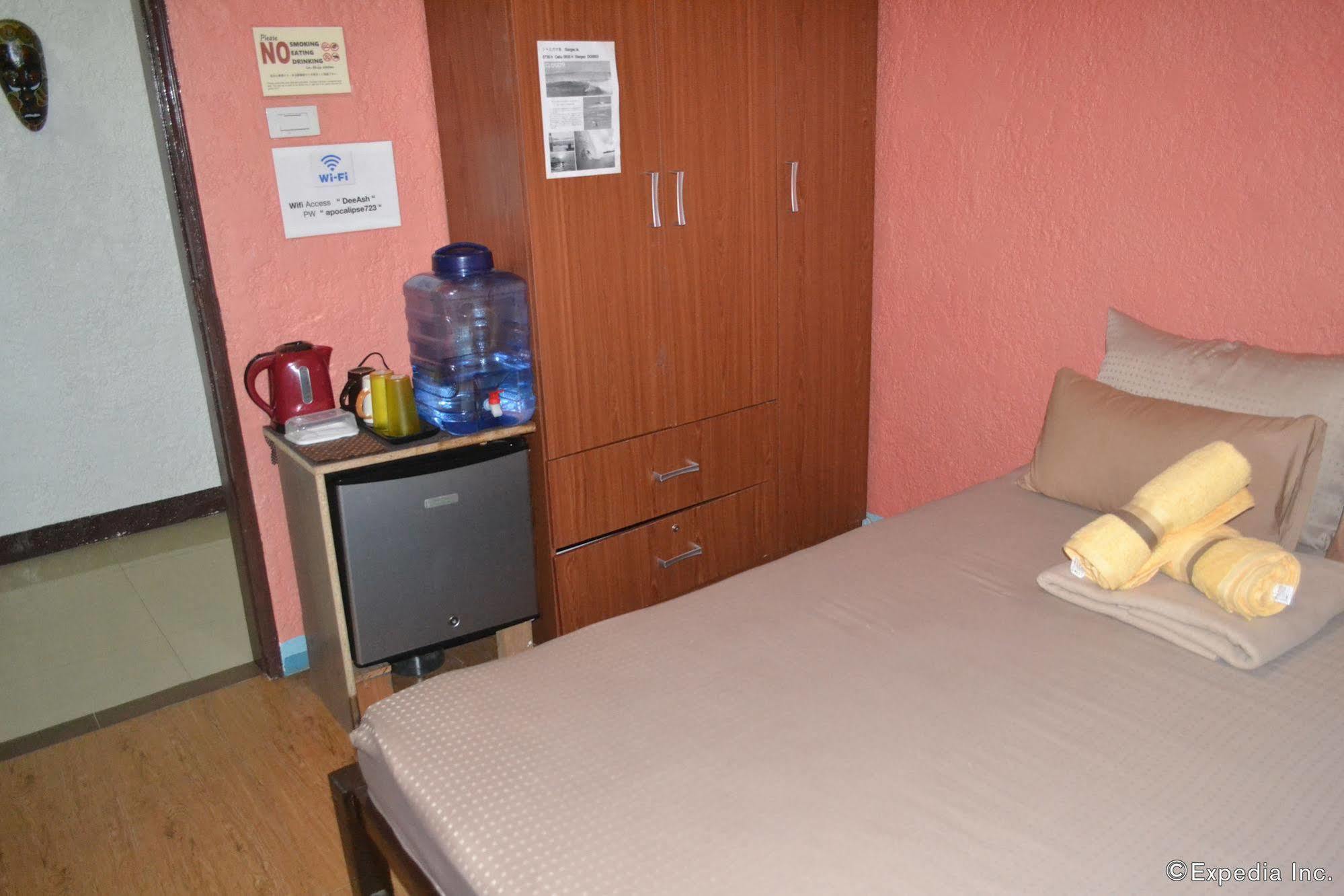 Dee Guest House มักตัน ภายนอก รูปภาพ